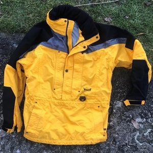 Marker pullover ski jacket
